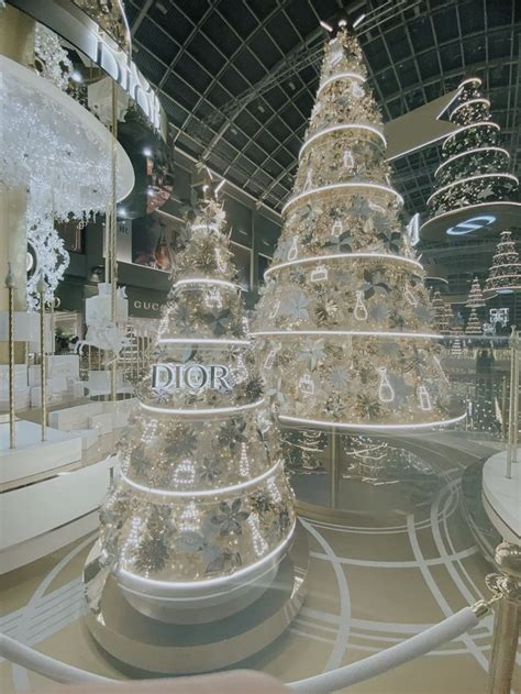 where is the dior tree|Dior christmas tree toronto.